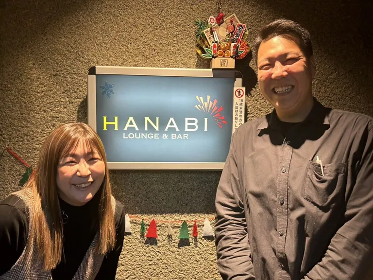 ハナビの店内