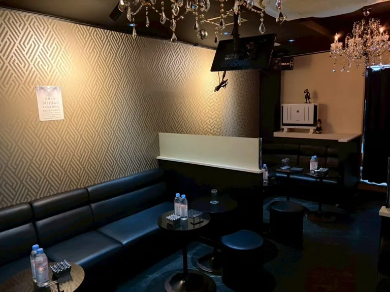 ルルの店内