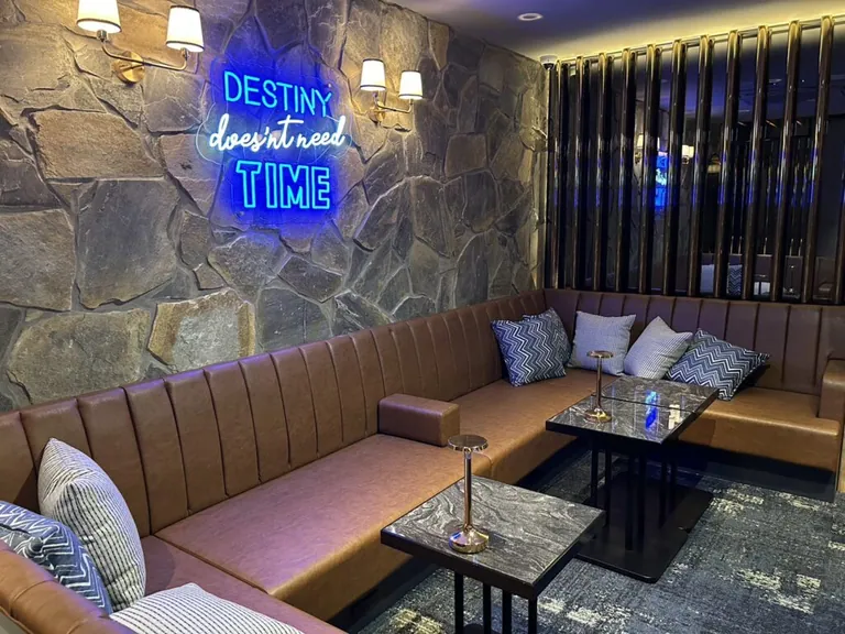 サンセットラウンジェット (Sunset Lounget 新橋)の店内