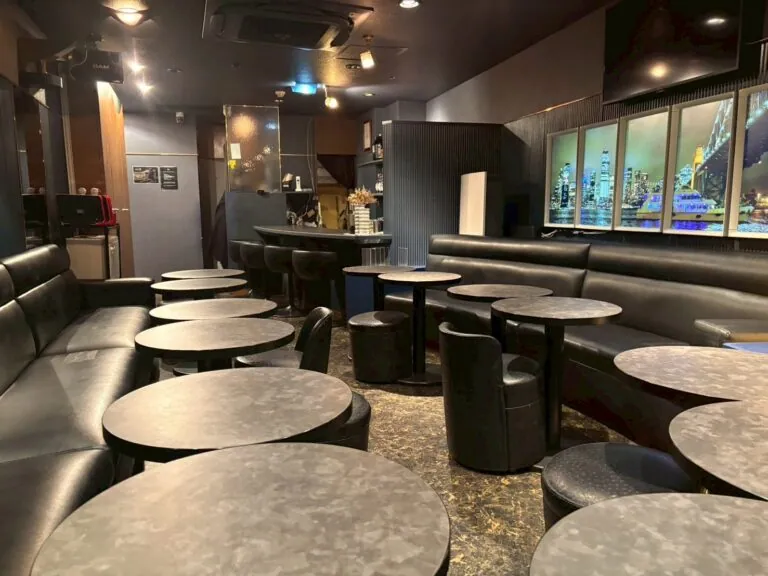 アリエル3の店内