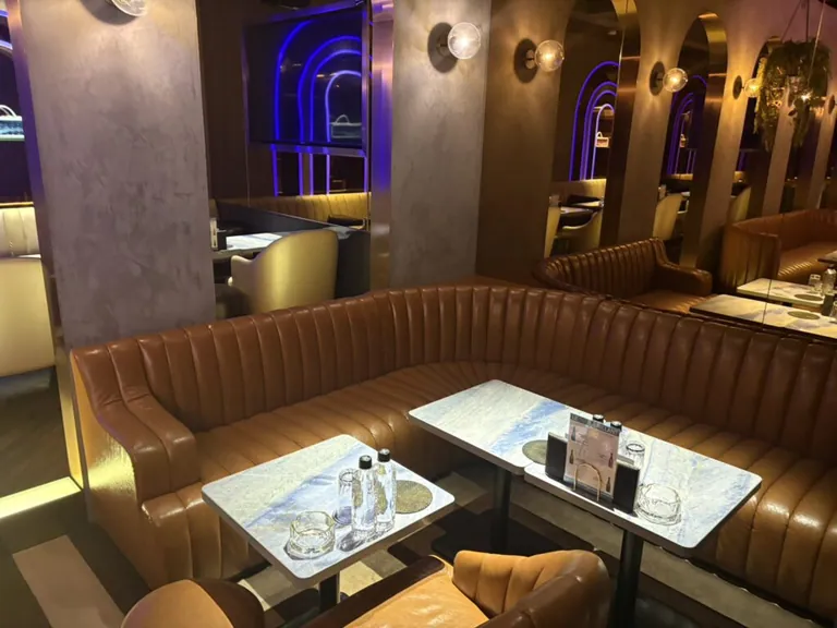 アイの店内