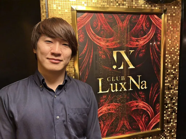 ラグナの店内