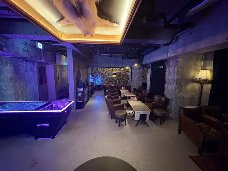 レゼル (Girl’s Bar Rezel)の店内