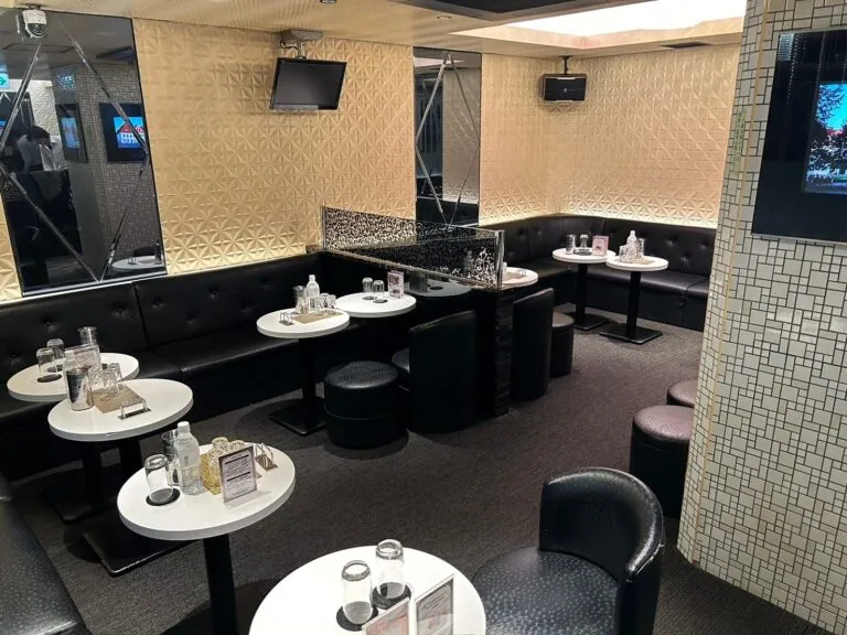 グレアの店内