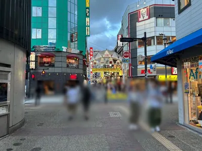 アマンへの道順 4／9：直進をすると正面に西一番街が出てきます。