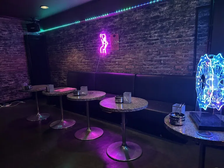吉祥寺　A3 （ラグジュアリークラブエースリー）の店内