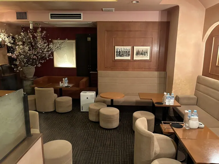 毛利 （もうり）の店内