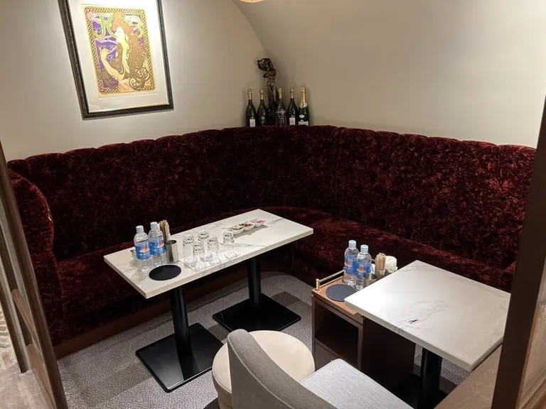 モネ （MoNe＋）の店内