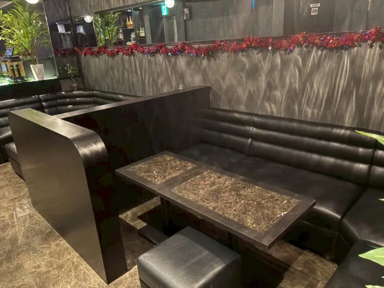 浅草 カグラ (神楽)の店内
