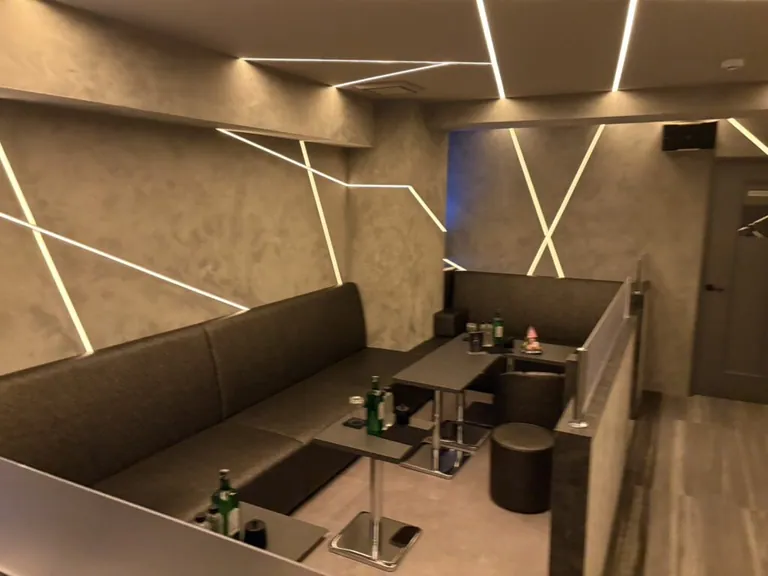 ザクラスの店内