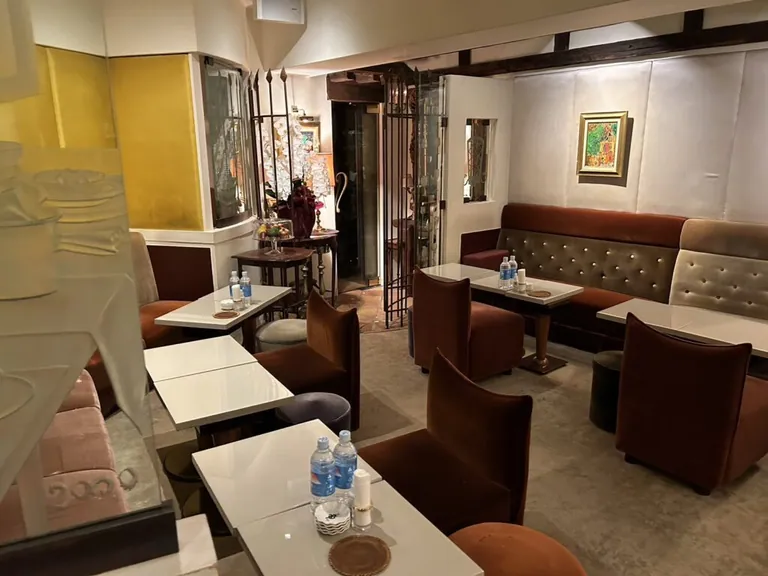 笹木 (ささき)の店内