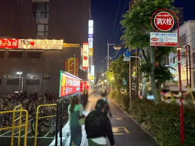 マウンテン （山）への道順 7／10：直進します。