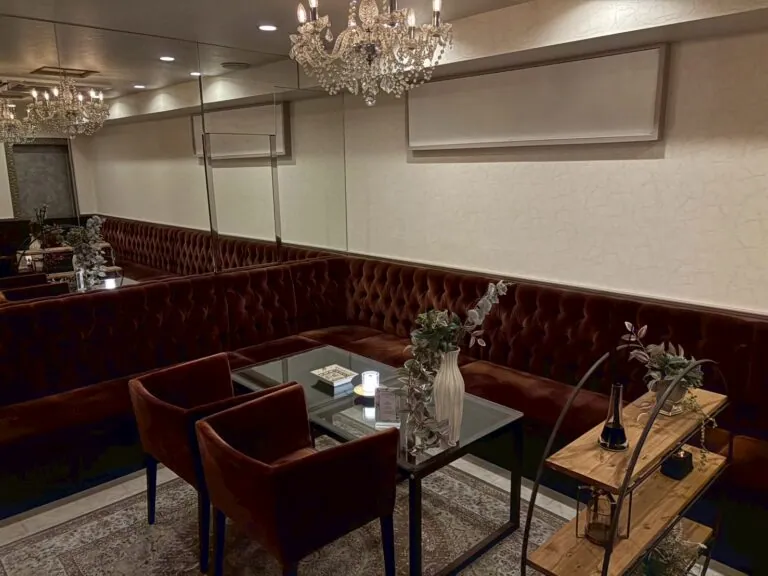 グッドアートの店内