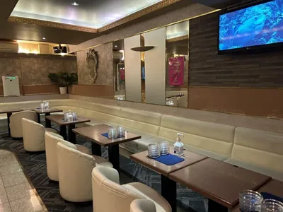 ファインの店内