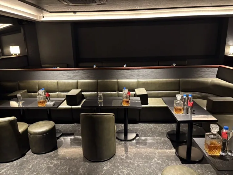 川越　レジーナの店内