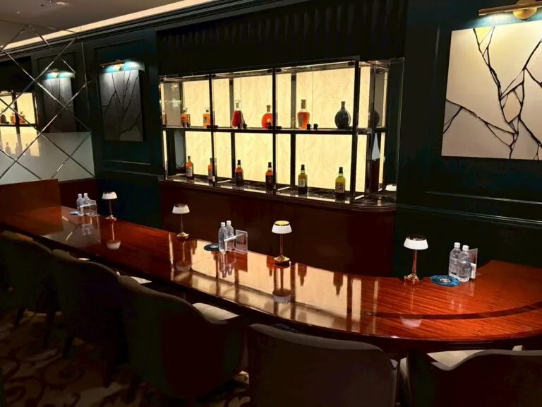 ピロポの店内