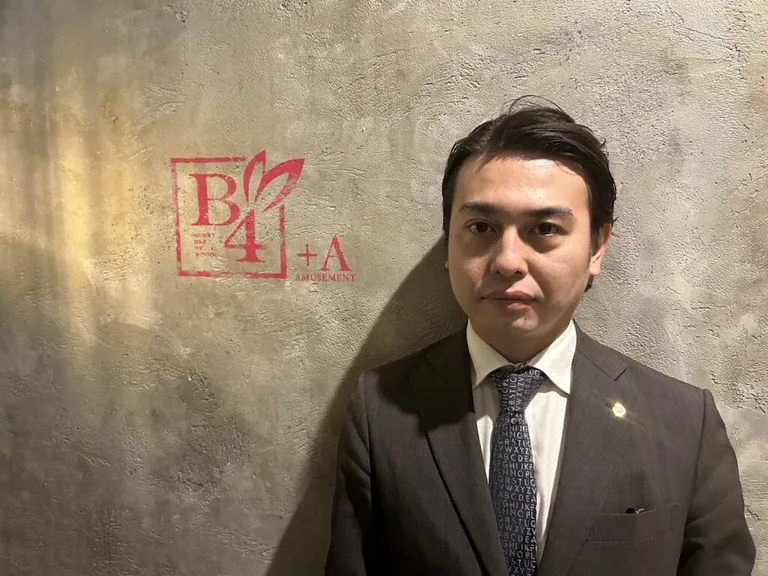 B4 （ビーフォー）の店内