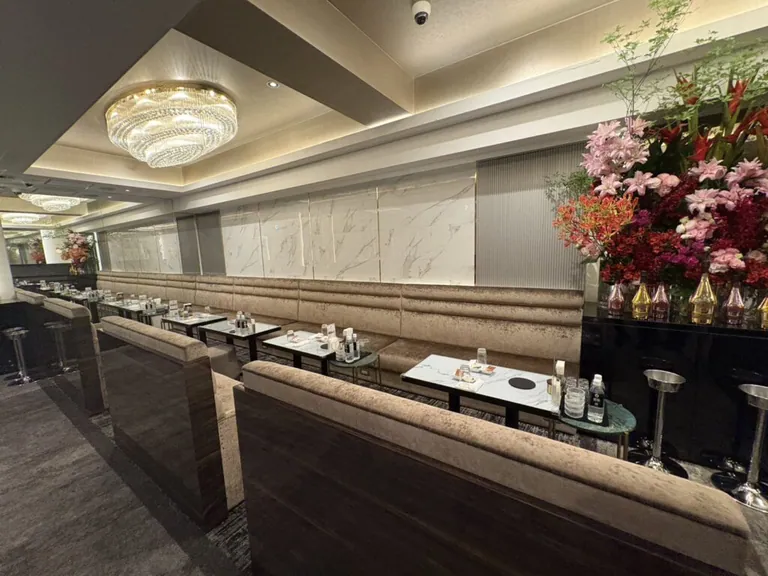 ジャングル東京の店内