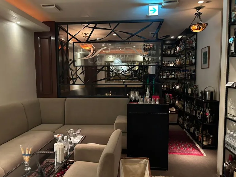 ランデルの店内