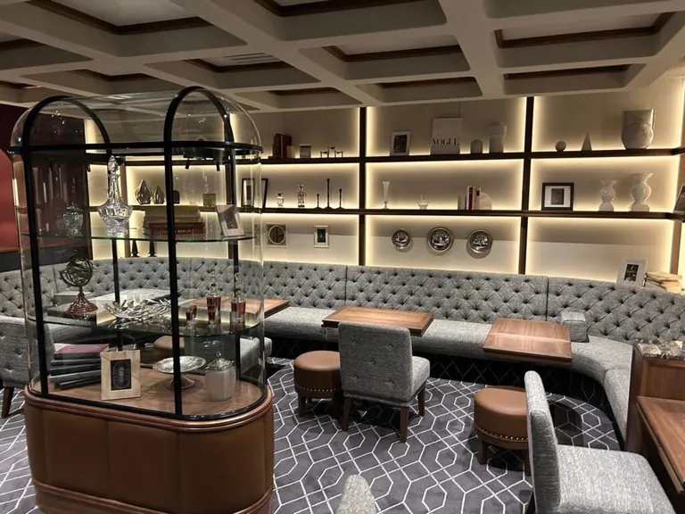 ベルレイズの店内