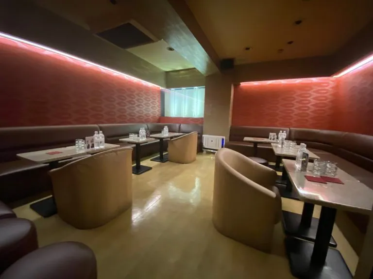 ルパンの店内
