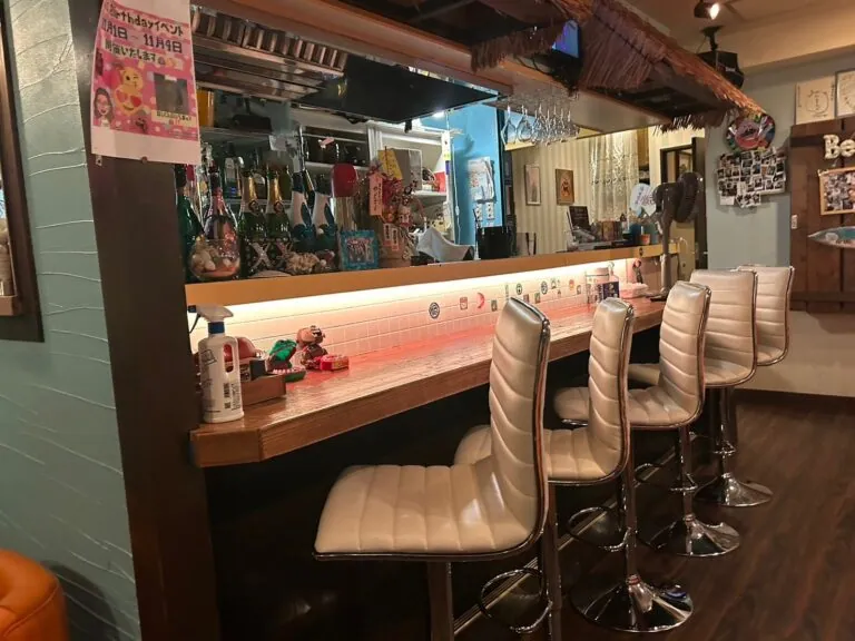 やどかりの店内