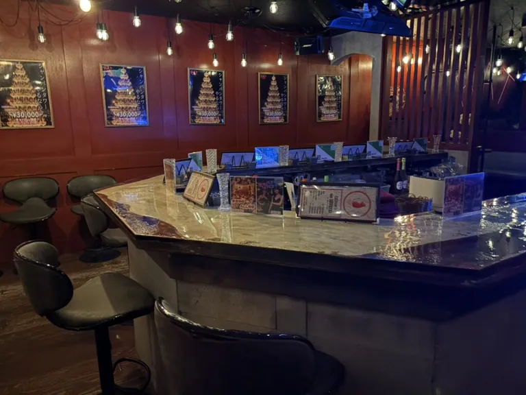 五井 ラットの店内