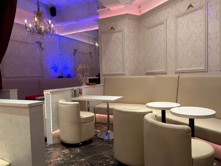 ウィンラウンジの店内