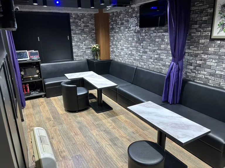プラナの店内