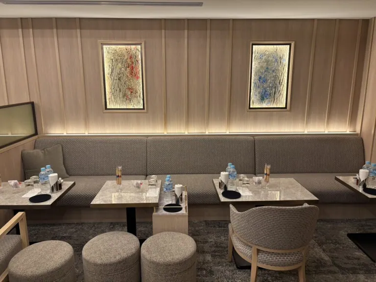 ルリアンの店内