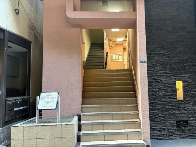ゼロの店内
