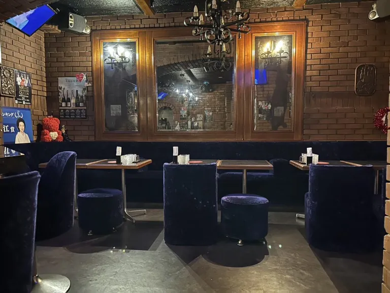 るーじゅ （ルージュ）の店内