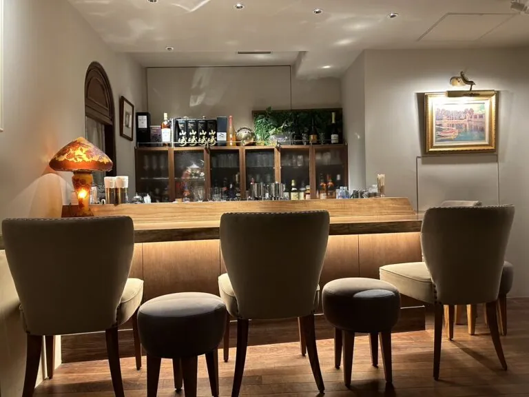 モネ （MoNe＋）の店内