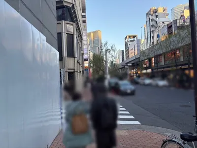 パピヨンへの道順 6／8：一つ目の路地を左折します。