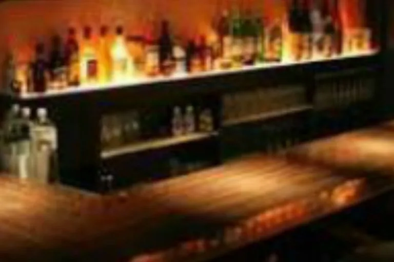 チェスの店内