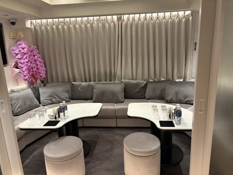 フクの店内