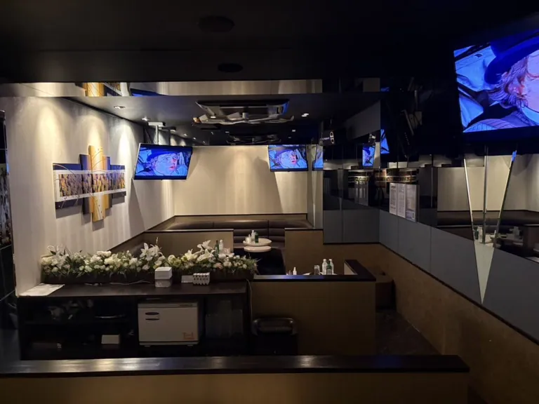 ブリリアントクラブの店内