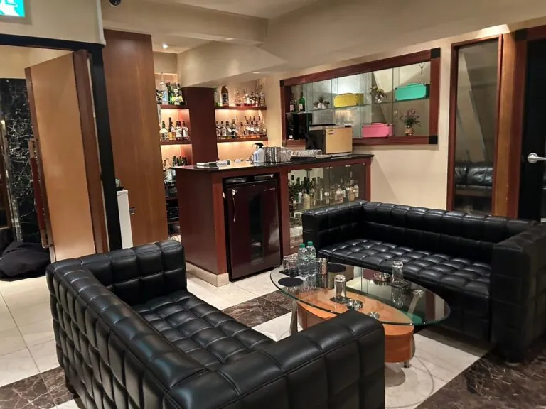 ゴッドファーザーの店内
