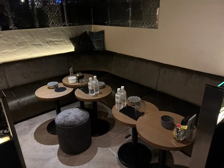 ラヴィアスの店内