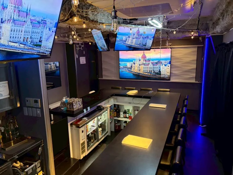 ビーチの店内