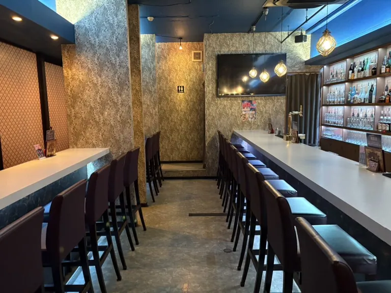 レゼル (Girl’s Bar Rezel)の店内