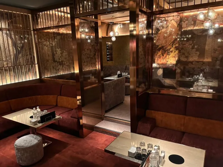 美人茶屋 （ビジンチャヤ）の店内