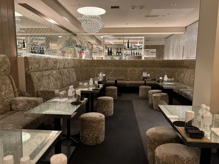 セレブの店内