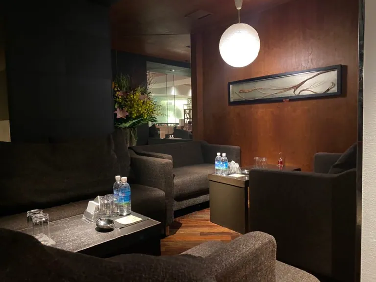 美人茶屋 新宿 （ビジンチャヤ シンジュク）の店内