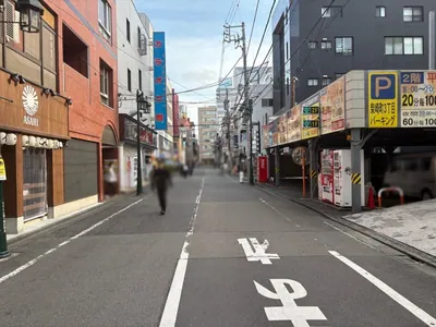 カーサへの道順 8／10：直進します。