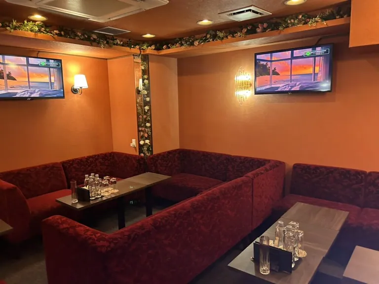 ロイヤルラウンジの店内