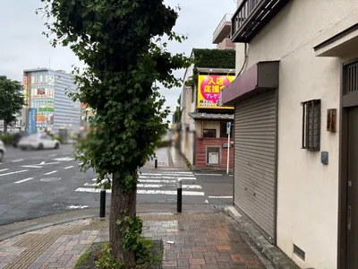 川越　イノセンスへの道順 6／7：右手二つ目の路地を右折します。