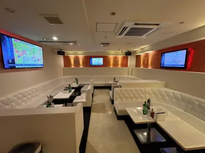 木更津　ペレの店内