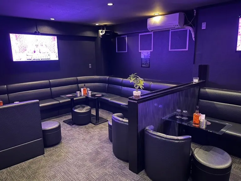 ロックの店内