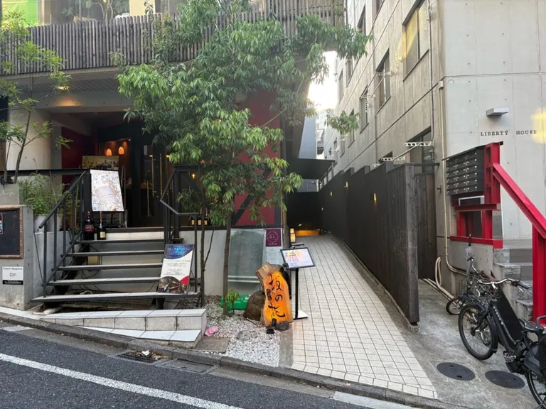 庭園の店内